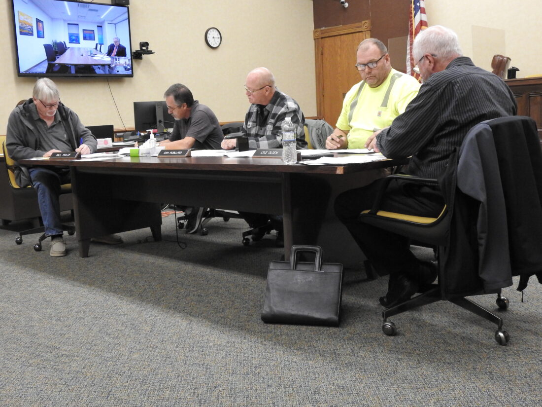 Baraga County board OKs contract with deputies, correctional officers